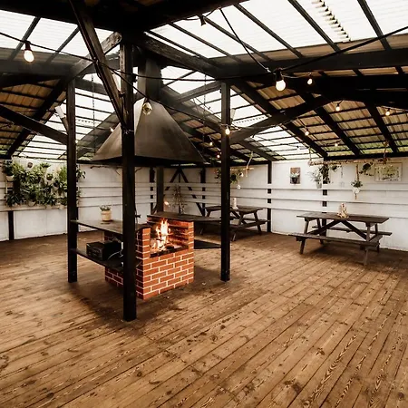 Drewniane Na Splawiu Nad Morzem *