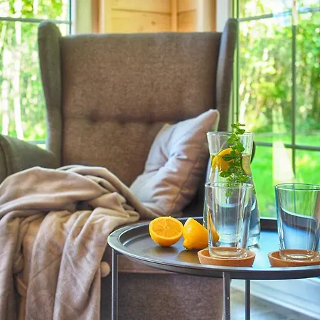 Drewniane Na Splawiu Nad Morzem Hytte