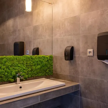 Drewniane Na Splawiu Nad Morzem