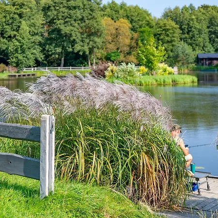 Drewniane Na Spławiu Nad Morzem Domek letniskowy Darłowo