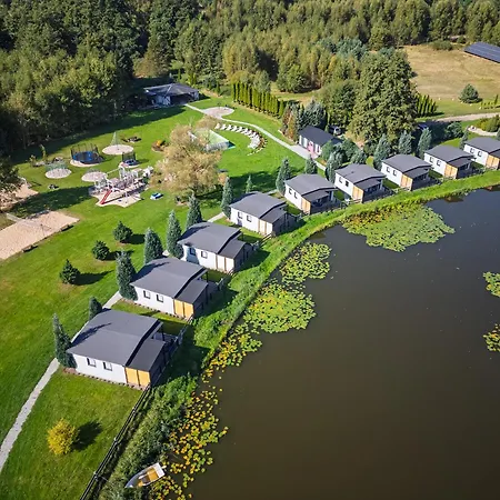 Drewniane Na Splawiu Nad Morzem Hytte *