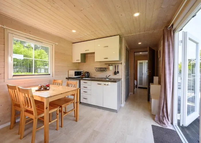 Drewniane Na Splawiu Nad Morzem *