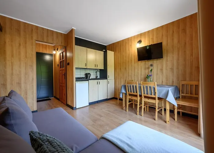 Lodge Drewniane Na Splawiu Nad Morzem *