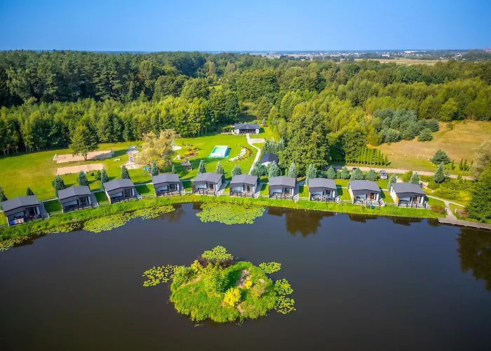 Lodge Drewniane Na Splawiu Nad Morzem *