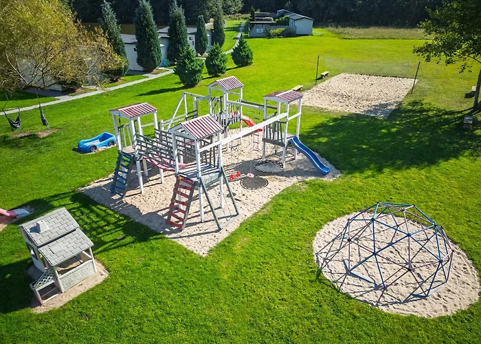 Drewniane Na Splawiu Nad Morzem *